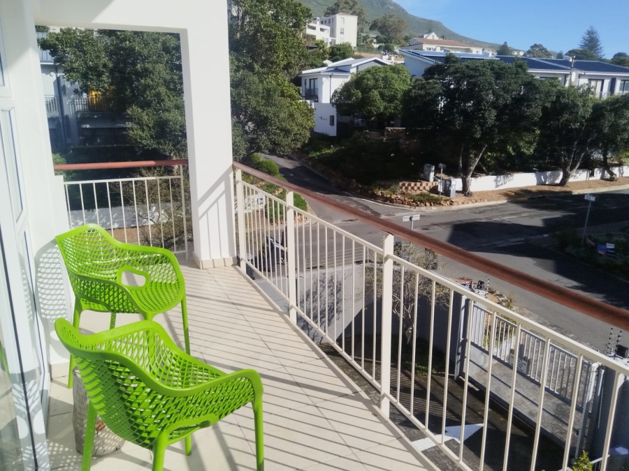 To Let 1 Bedroom Property for Rent in Hout Bay Beachfront Western Cape